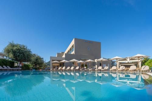 CNic Gemini Hotel 4 estrelas em Mesongi