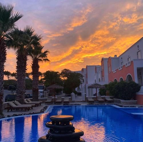 Villa Manos Hotel 4 estrelas em Fira