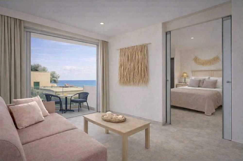 Mila Sissi Bay Hotel 3