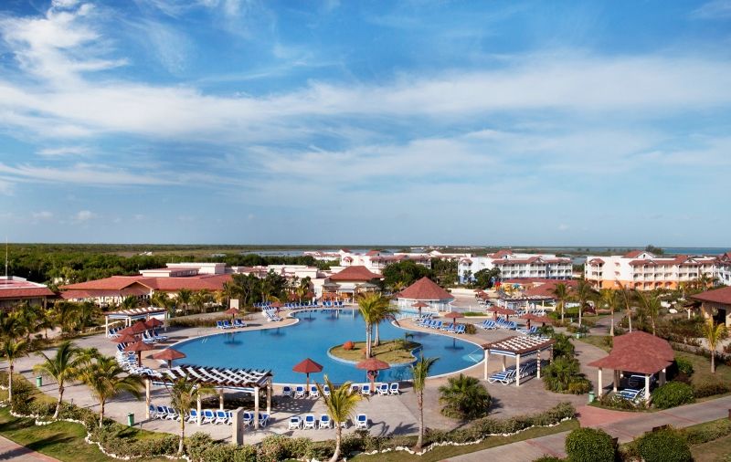 MEMORIES FLAMENCO BEACH RESORT 1