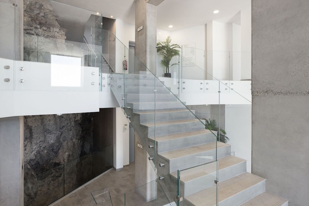 Crystal I Luxury Apartments 2