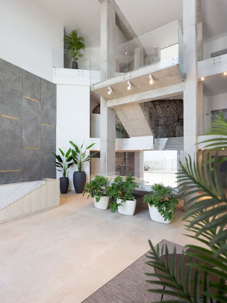 Crystal I Luxury Apartments 1