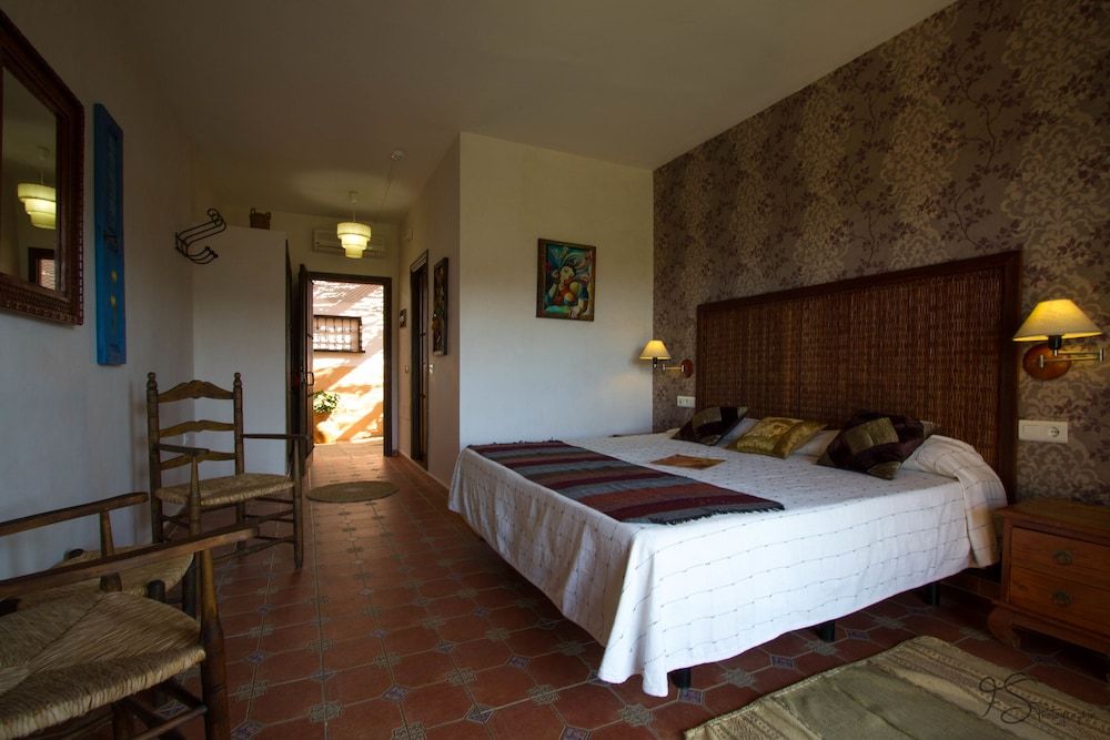 Hotel Cortijo de Salia 3