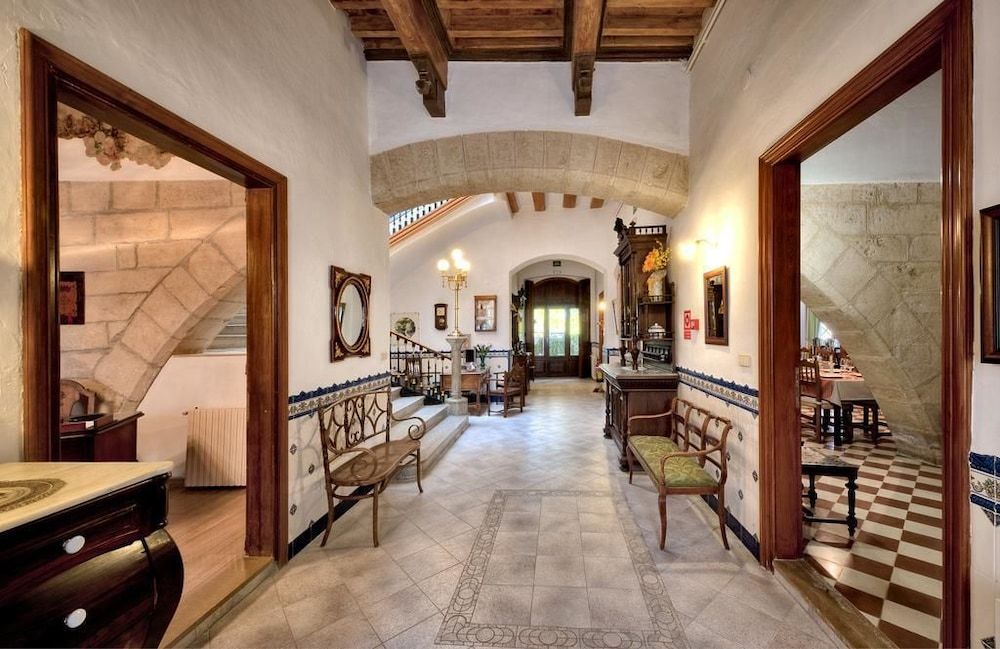 Hotel Casa Ceremines 1