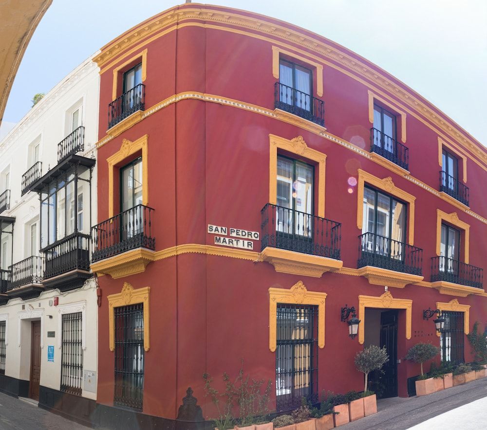 The Honest Hotel 1