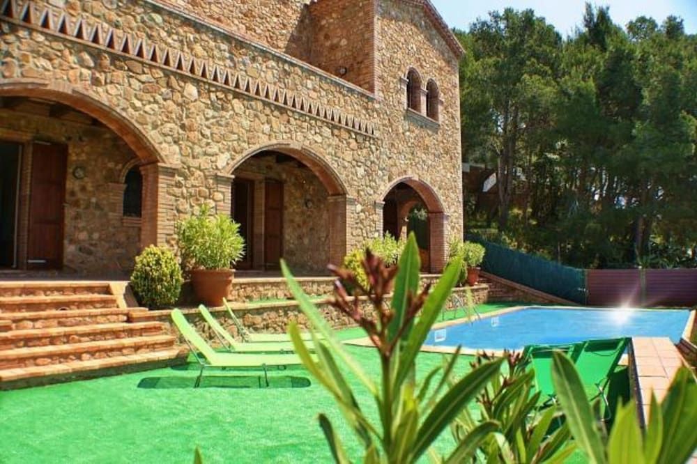 La Masia de Tamariu 1