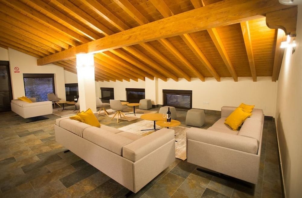 Villa Lucerna Sports & Hotel Resort 2