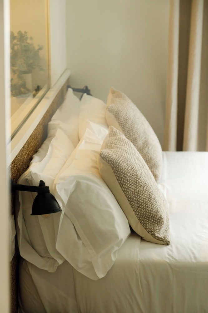 La Comuna by Bon Dia Residences 1