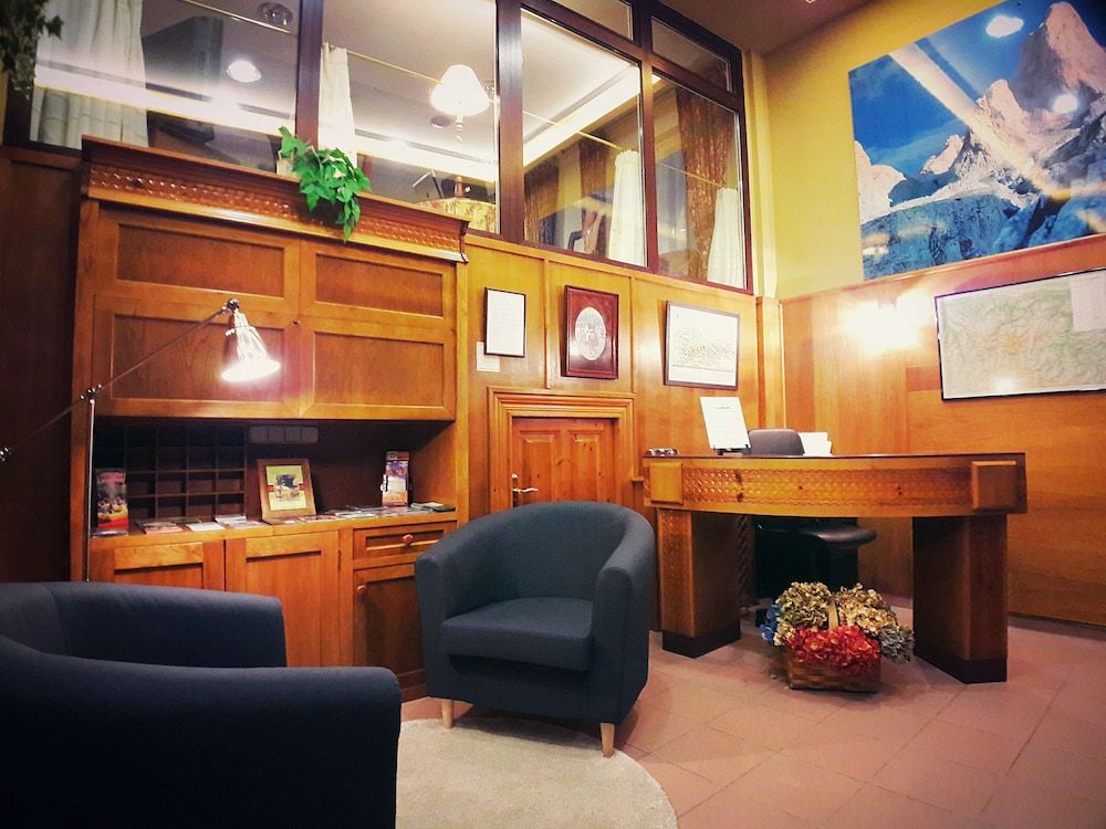 Hotel La Rivera 2 estrelas em Arenas de Cabrales