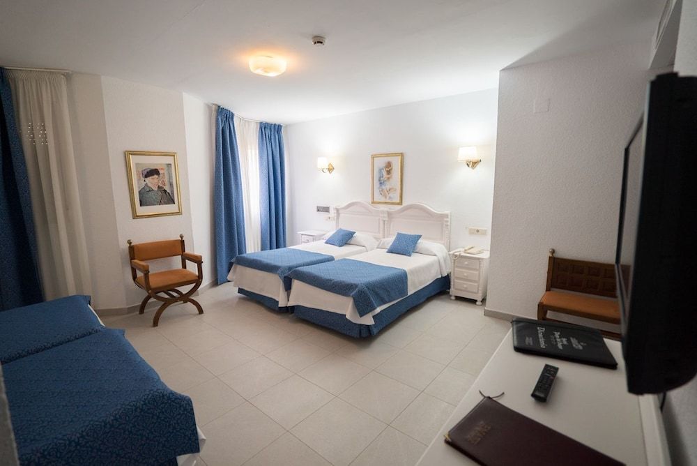 Hotel Pozo del Duque II 2 estrelas em Zahara de los Atunes