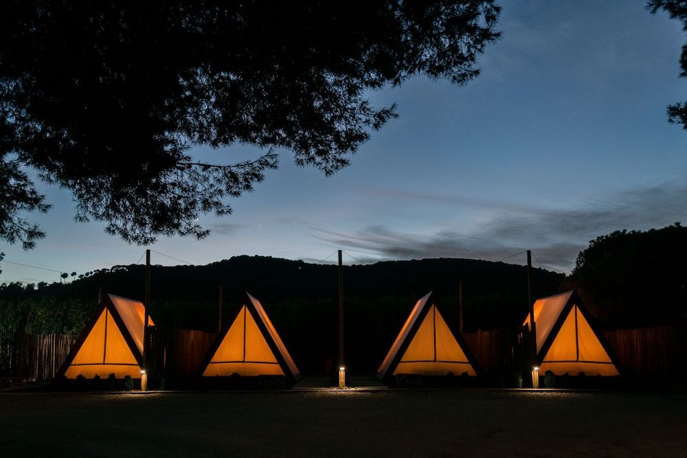 Camping El Garrofer -1 estrellas en Sitges