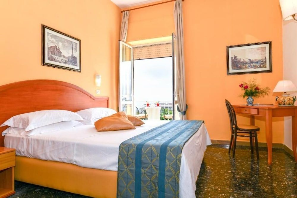 HOTEL VILLA FERNANDA 1