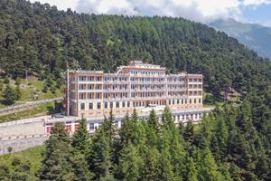 Pràcatinat Hotel & Restaurant