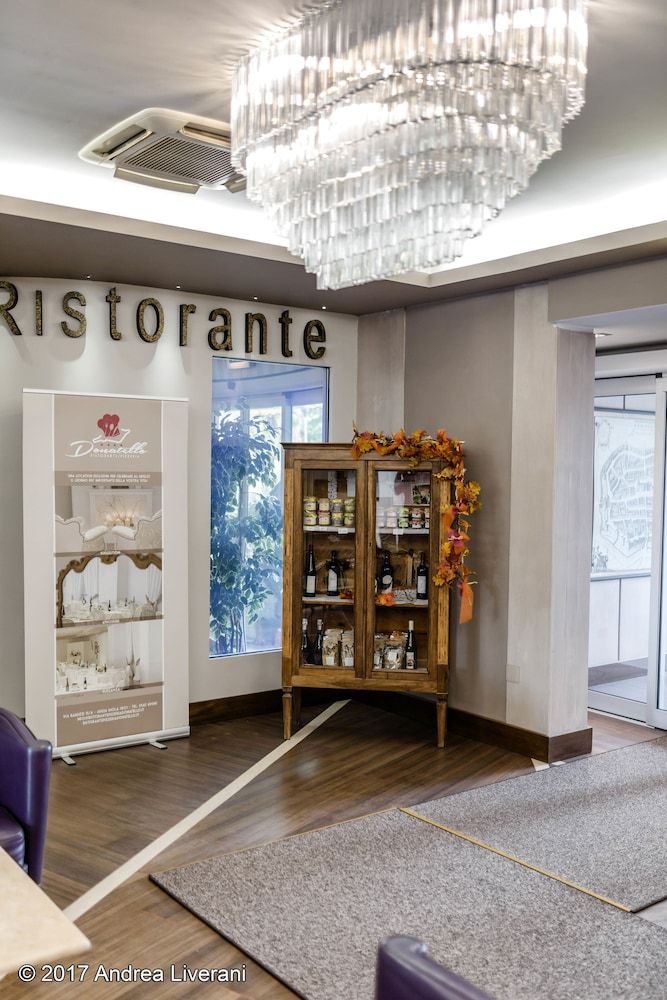 Hotel Donatello Imola 3