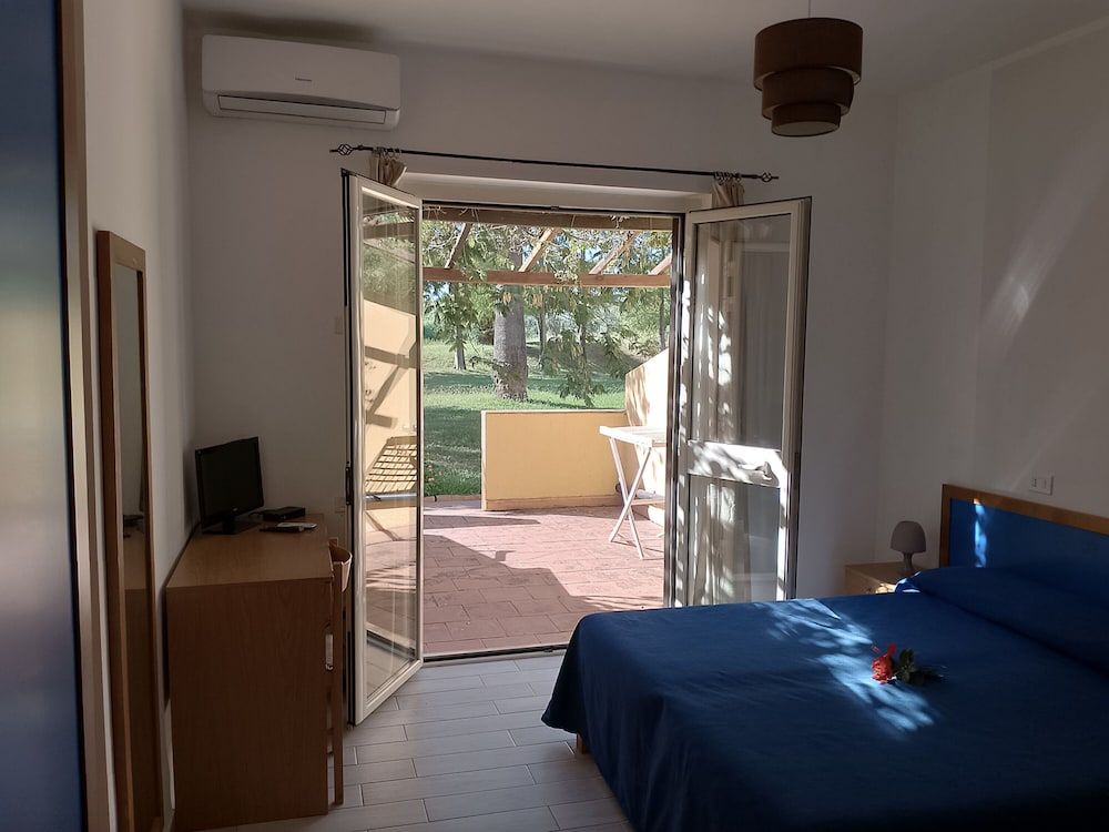 Villaggio La Feluca 2