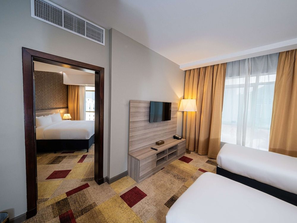 Mercure Makkah Aziziah 3