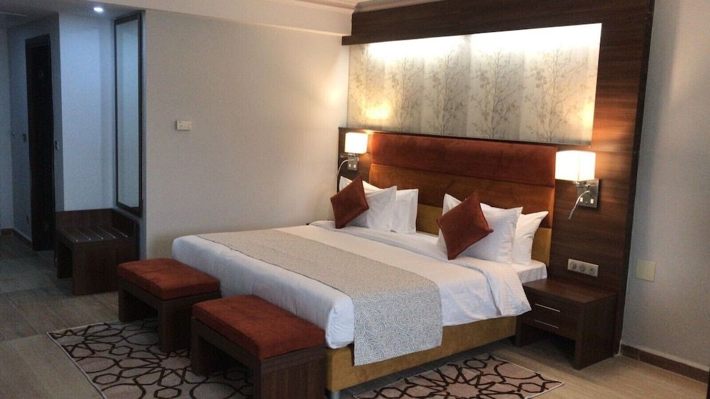 Golden Tulip Hotel Alexandre 3