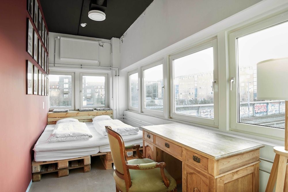 Urban Camper Hostel 3