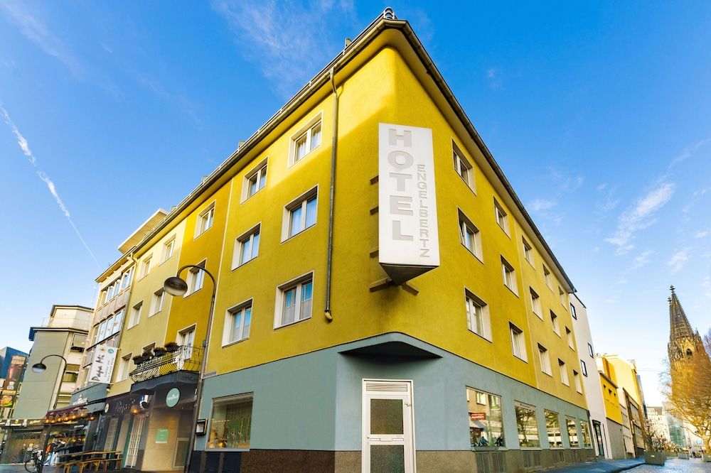 Hotel Engelbertz – Yggotel Pirol 1