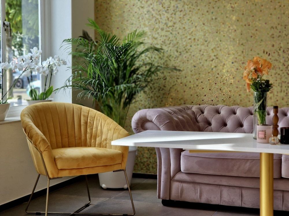 Chasse Hotel Residency 2