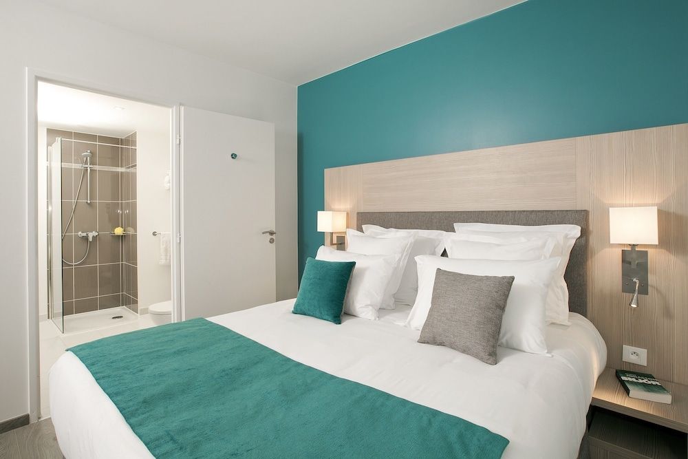 Residhome Asnières Park 3