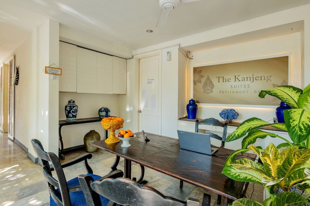 The Kanjeng Suites Petitenget 2