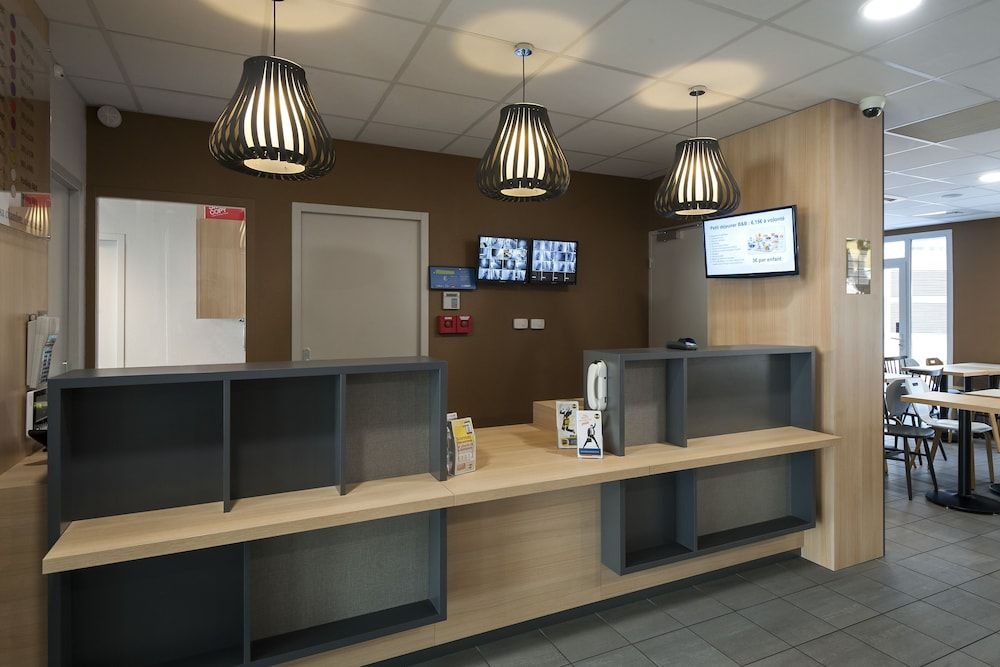 B&B HOTEL Lyon Caluire Cité Internationale 2