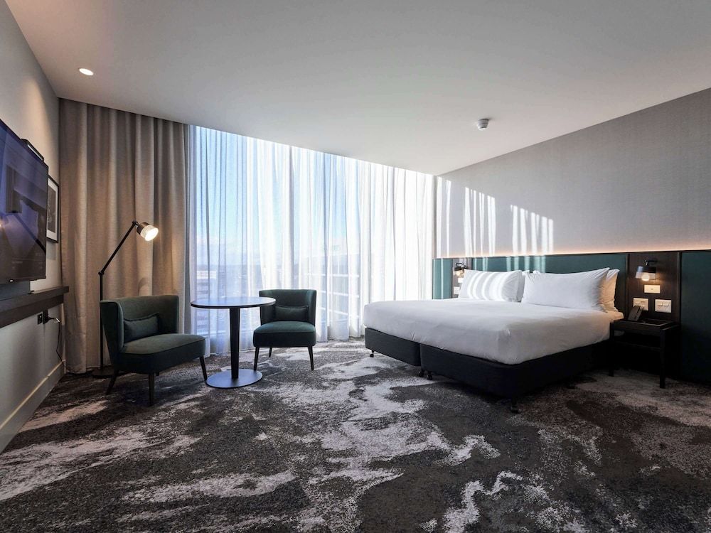 Novotel Melbourne Airport 3