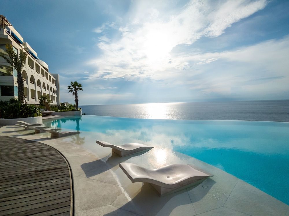 Royal Avila Boutique Resort 1