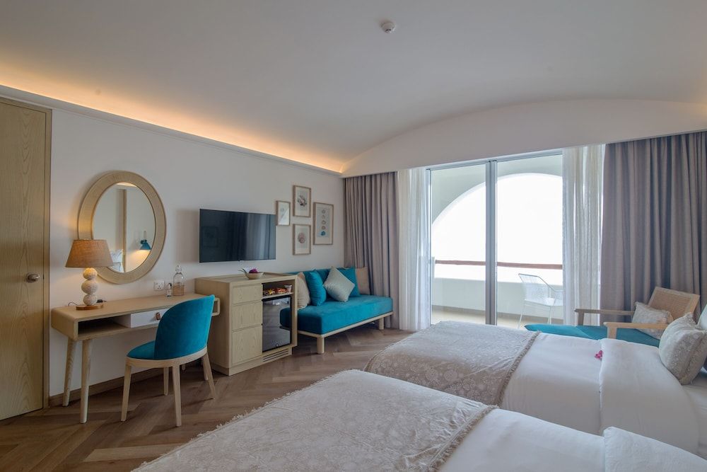 Royal Avila Boutique Resort 3