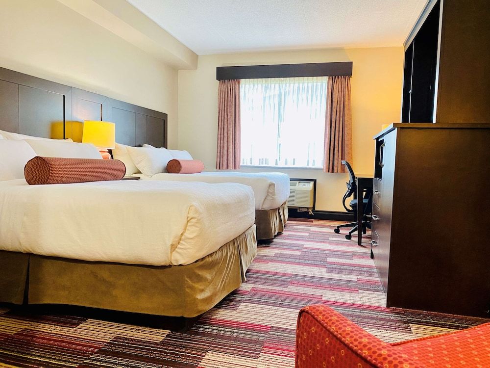 Best Western Plus Stoneridge Inn & Conference Centre 3