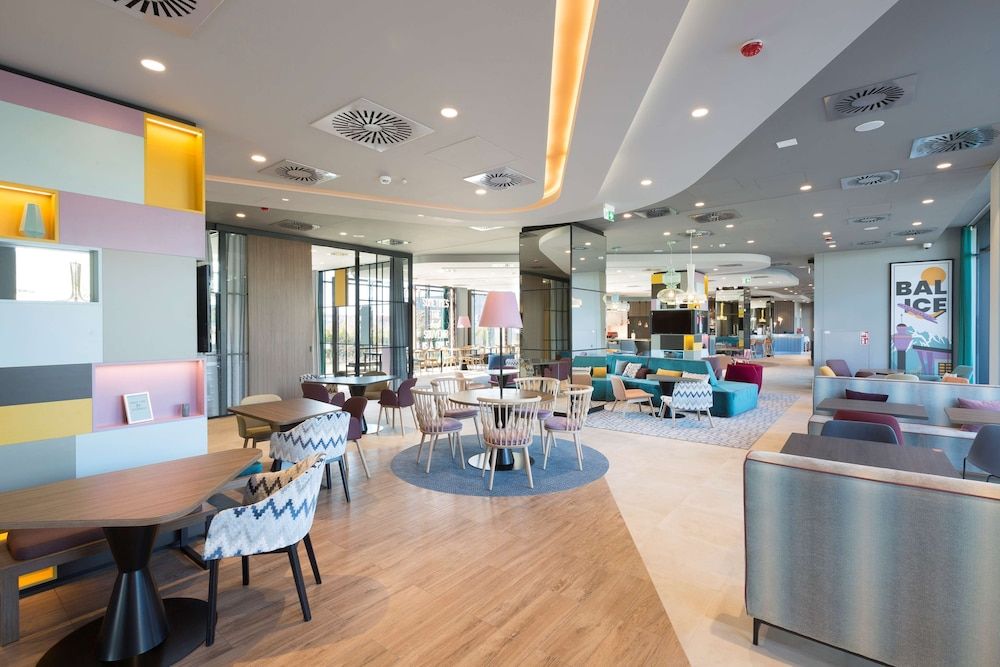 Hampton by Hilton Krakow Airport 2