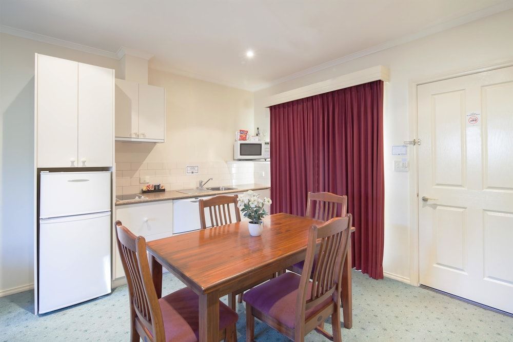 Best Western Crystal Inn 3