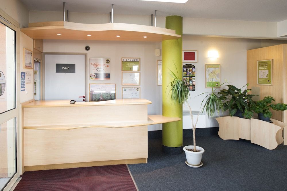 B&B HOTEL Auxerre Monéteau 3