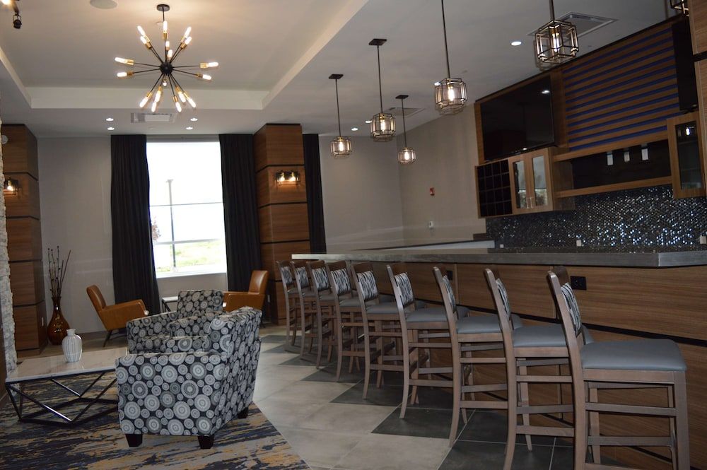 Best Western Premier Route 97 Vernon 2