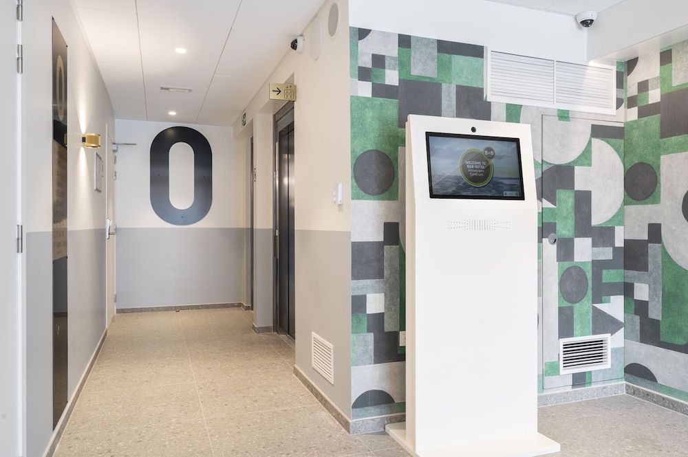 B&B HOTEL Antwerpen Centrum 3