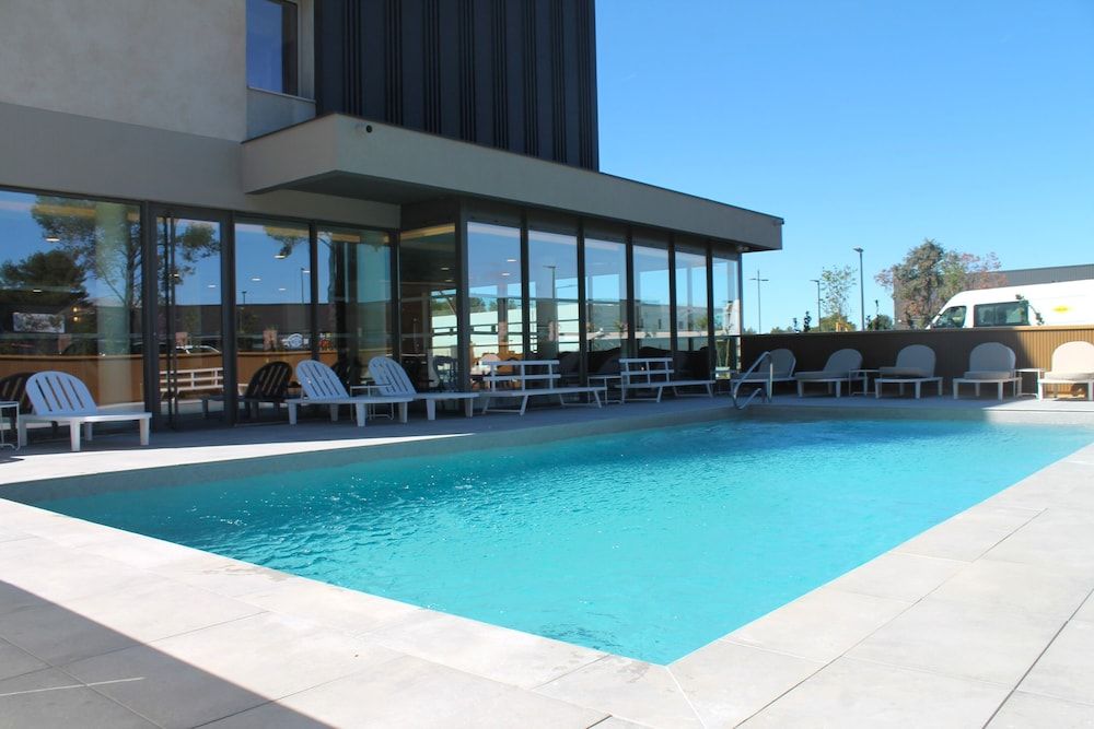 Adonis le Castellet 3 estrelas em Signes