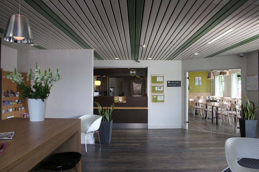 B&B HOTEL La Rochelle Centre 3