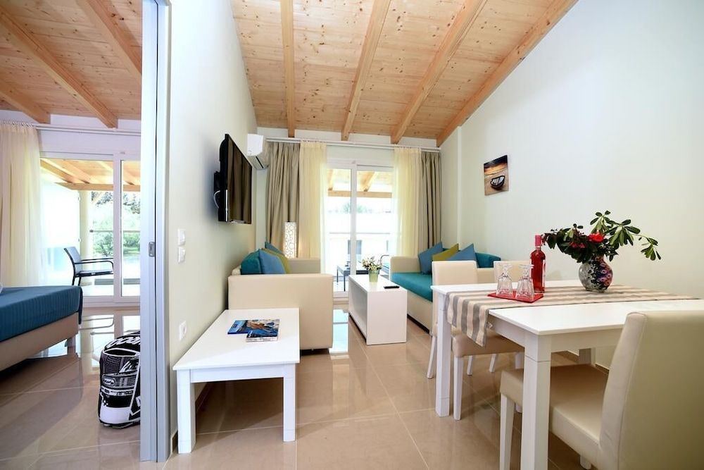 Palapart Gikas Gouvia 3