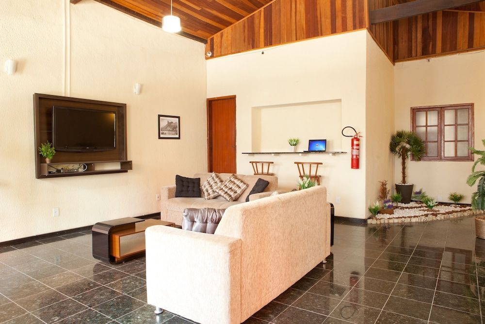 HMG Praia Suites for Rent 3