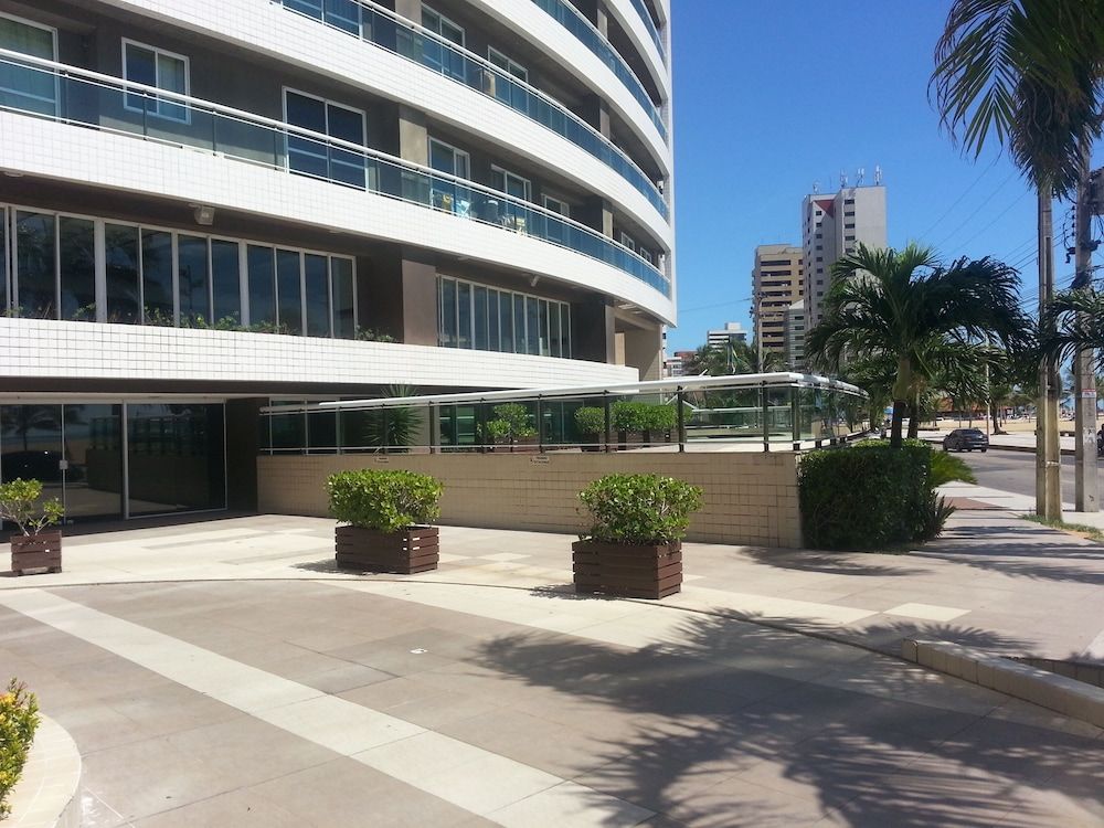 Sea View Praia de Iracema 2 Bedrooms 5 People 200mb Wifi By DM Apartments 3