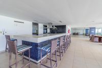 RV05 Excelente Quarto e Sala Pé na Areia