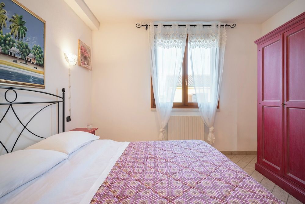 Follonica Apartments 3