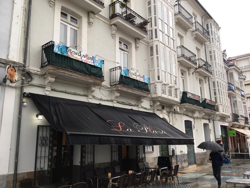 Albergue de Peregrinos La Bilbaina - Hostel