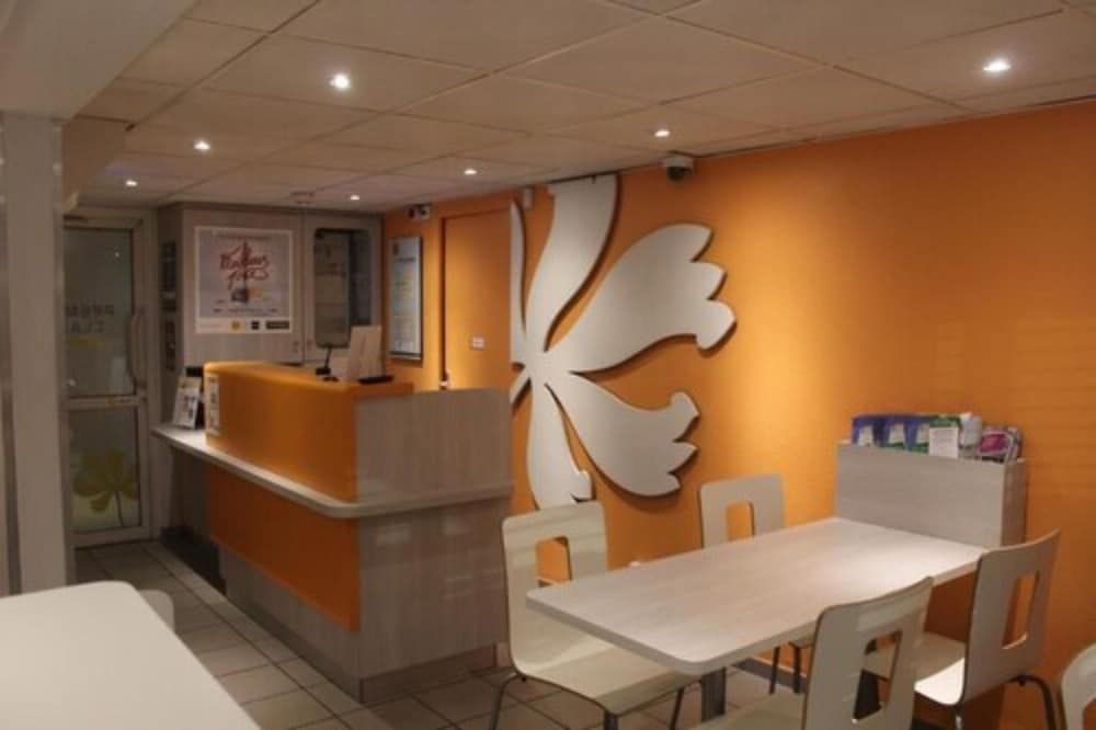 Premiere Classe Dijon Sud - Marsannay 2