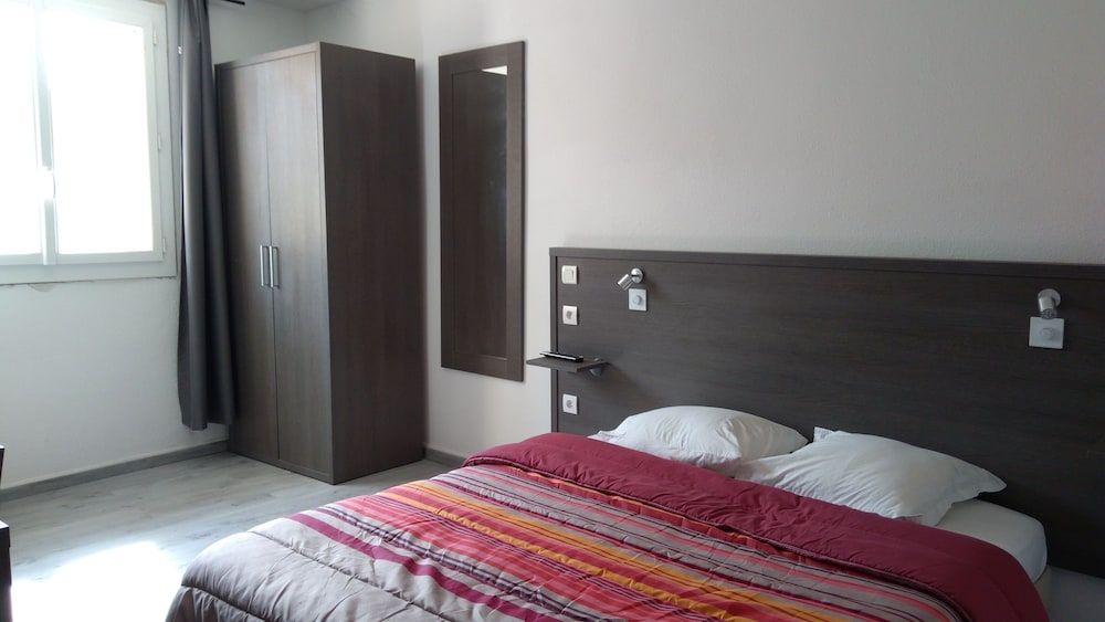 Mauguio Center Hôtel 3