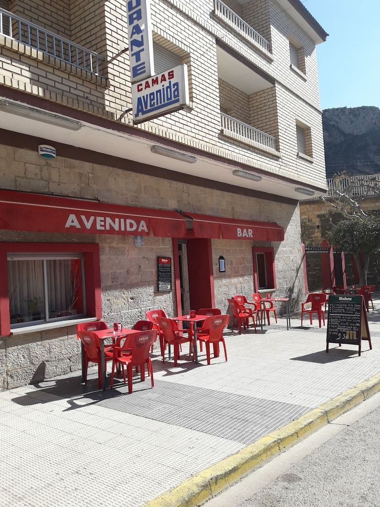 Hostal restaurante Avenida 1