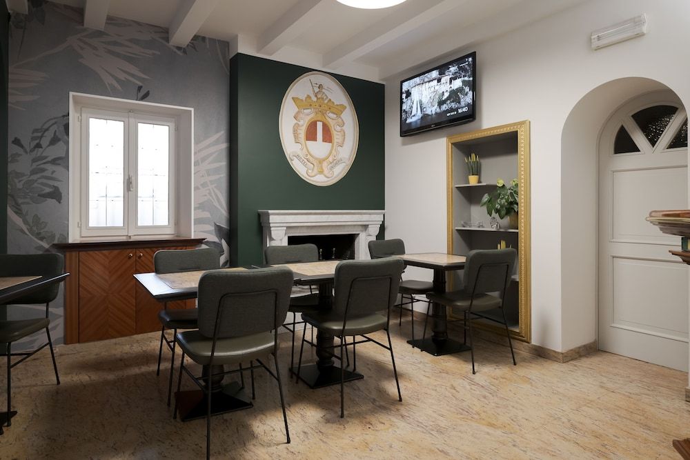 Hotel Ungheria Varese 1946 2