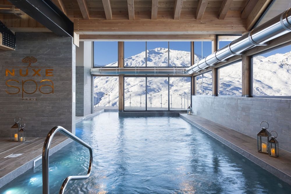 Ours Blanc Hotel & Spa 4 estrelas em Les Menuires