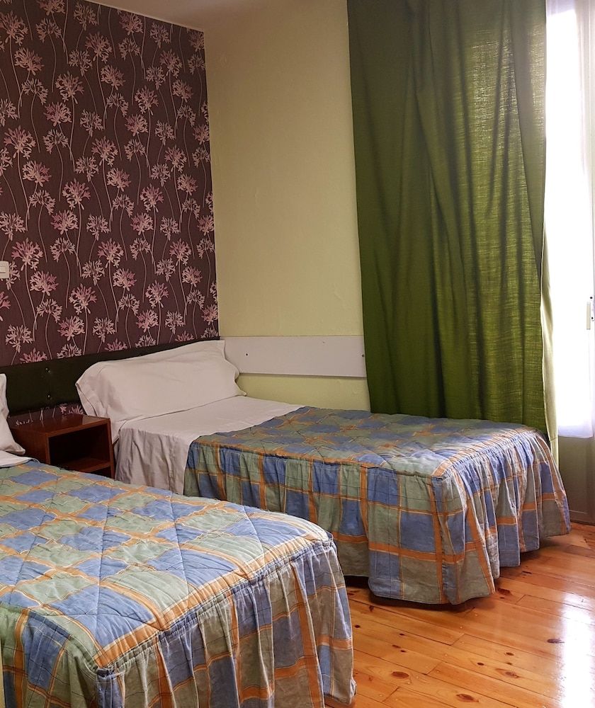 Hostal Padre Isla 1 3